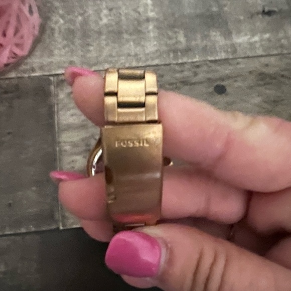 Women’s fossil watch - Picture 2 of 6